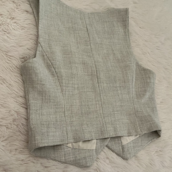 Aritzia - Wilfred Desire  Vest - Picture 8 of 9